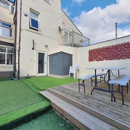 Dysa Crystal House Villa Blackpool Bagian luar foto