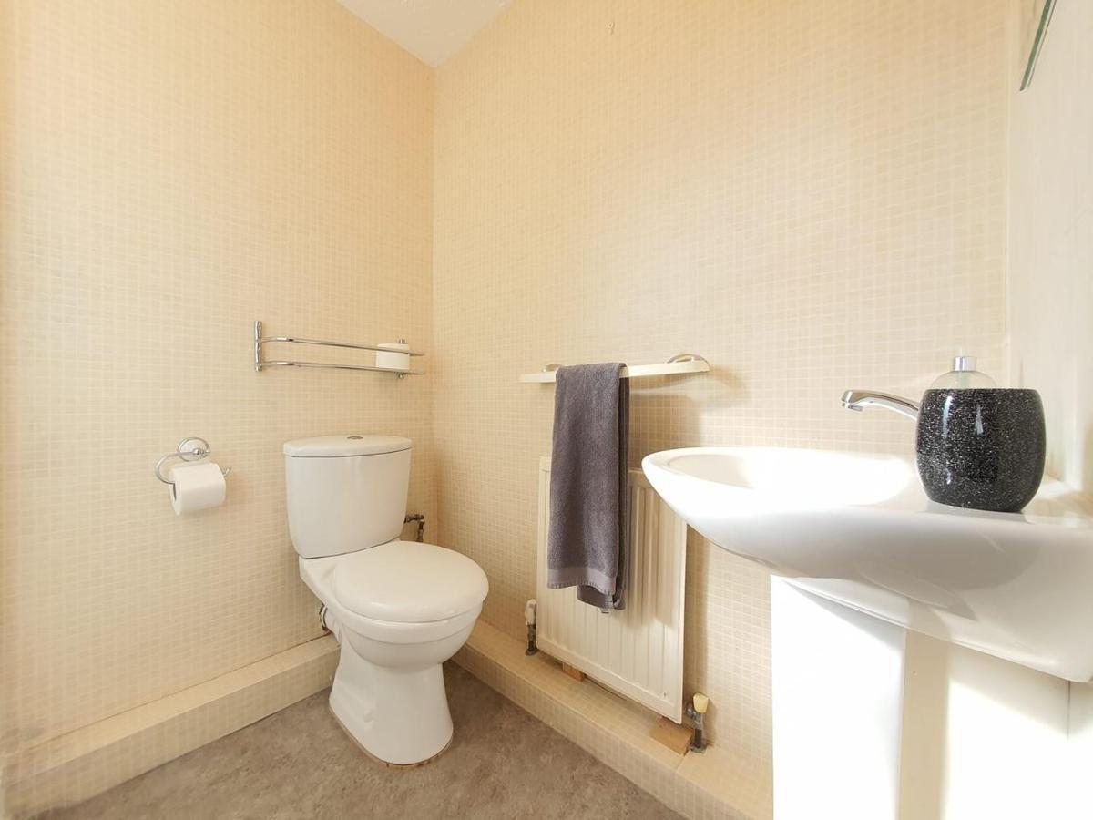 Dysa Crystal House Villa Blackpool Bagian luar foto